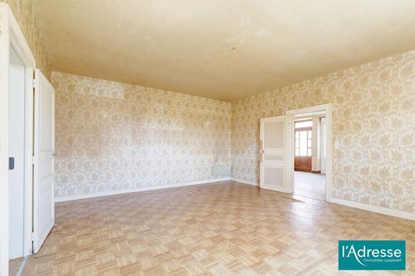 Maison 200 m2 avec dépendances