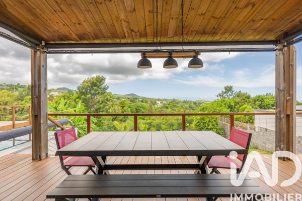 Maison à vendre 4 pièces 130 m² Le Tampon