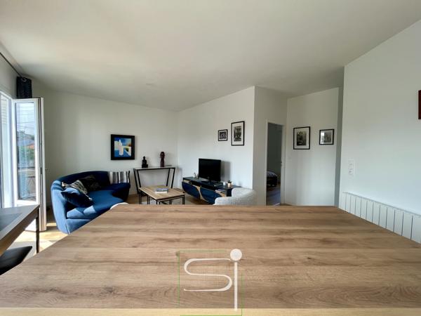 Appartement
                                                                                                                                                                                                                                                                                                                        2 pièce(s)                                                                                                                                                                                                          1 chambre(s)                                                                                                                                                                                                          52  m²