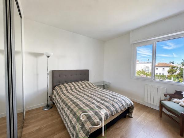 Appartement
                                                                                                                                                                                                                                                                                                                        2 pièce(s)                                                                                                                                                                                                          1 chambre(s)                                                                                                                                                                                                          52  m²