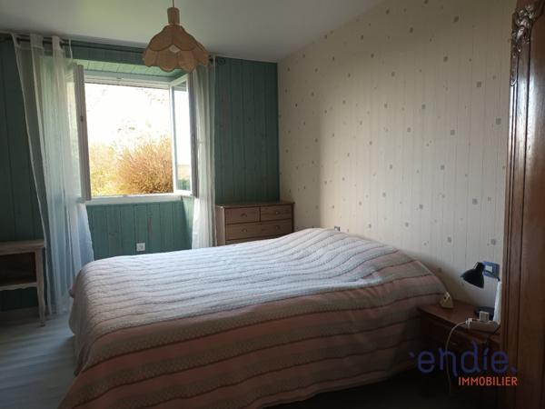 MAISON 4 CHAMBRES A RAFRAICHIR GARAGE JARDIN