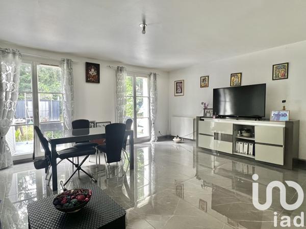 House for sale 4 rooms 89 m² Melun