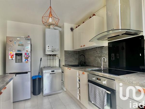 House for sale 4 rooms 89 m² Melun