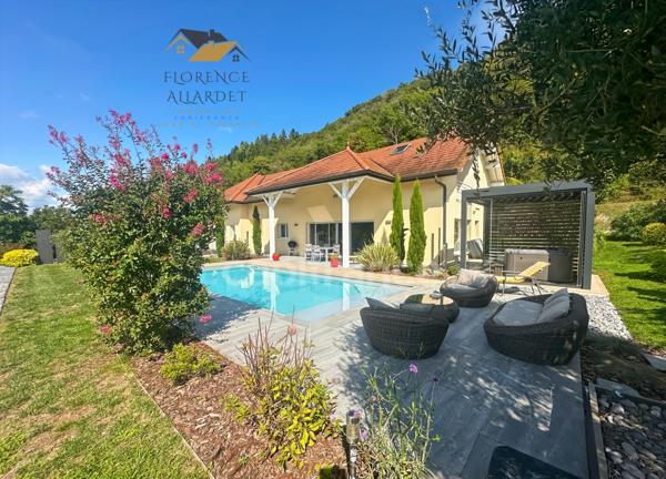 Maison contemporaine de caractère – 240 m² habitables – SERRIERES EN CHAUTAGNE (73)