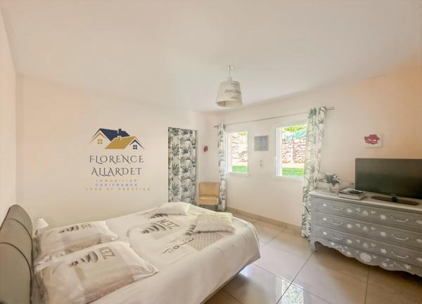 Maison contemporaine de caractère – 240 m² habitables – SERRIERES EN CHAUTAGNE (73)