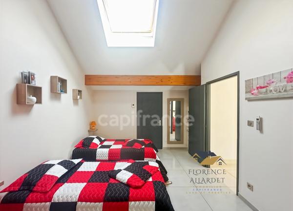 Maison contemporaine de caractère – 240 m² habitables – SERRIERES EN CHAUTAGNE (73)