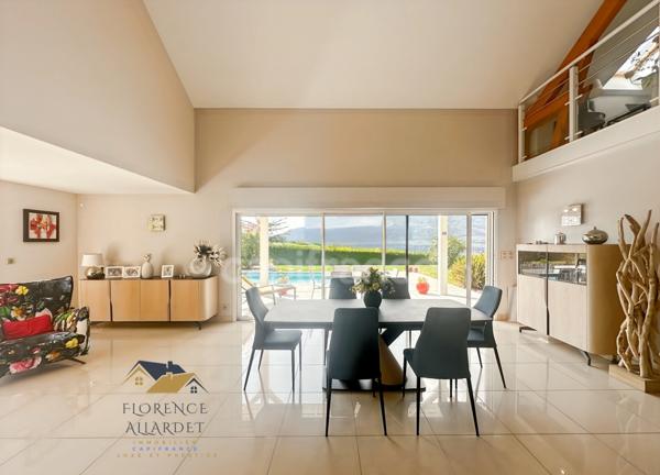 Maison contemporaine de caractère – 240 m² habitables – SERRIERES EN CHAUTAGNE (73)