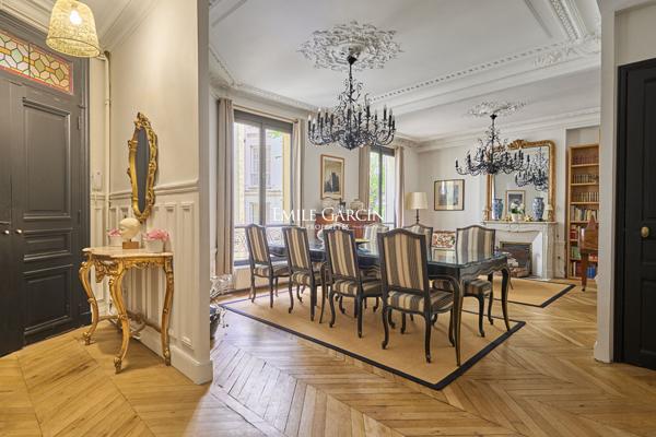 A vendre - Appartement Familial - 94 m² - 75006 - Paris - Assas-Luxembourg