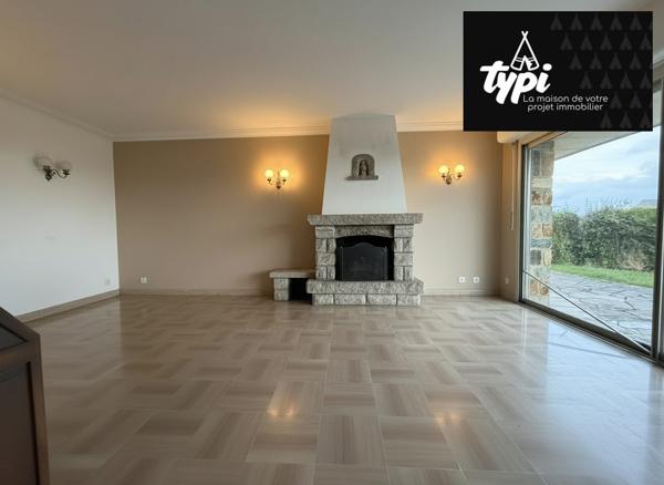 Maison 10 pièces de 220 m² à Port-Louis