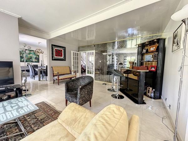 Maison Ozoir La Ferriere 9 pièce(s) 250 m2