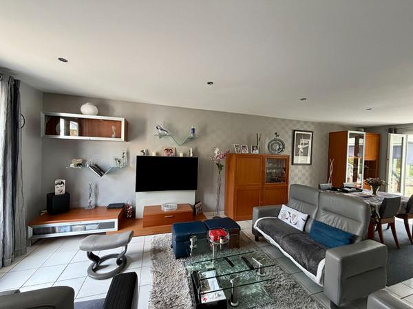Maison plain pied 110m² 3 chambres Impasse Sous sol complet garage 1 voiture 2 salles de bains - Veranda - Mont saint aignan notre dame de bondeville