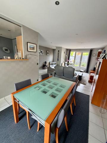 Maison plain pied 110m² 3 chambres Impasse Sous sol complet garage 1 voiture 2 salles de bains - Veranda - Mont saint aignan notre dame de bondeville