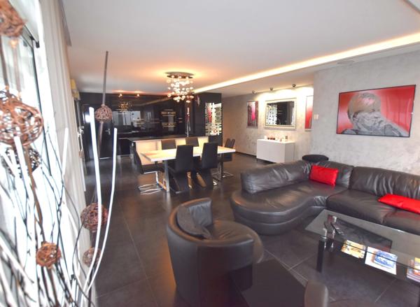 Penthouse T4 avec grande terrasse - Etat neuf