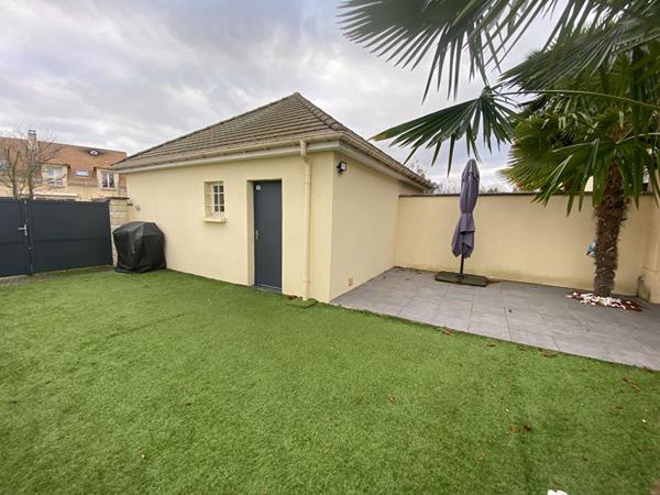 Maison Le Coudray Montceaux 5 pièce(s) 105 m2