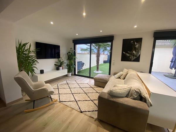 Maison Le Coudray Montceaux 5 pièce(s) 105 m2