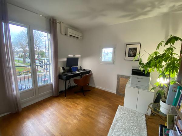 Maison Le Coudray Montceaux 5 pièce(s) 105 m2