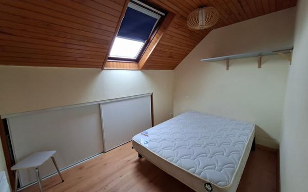 Appartement à louer    2 pièces • 23 m2 Carhaix-Plouguer