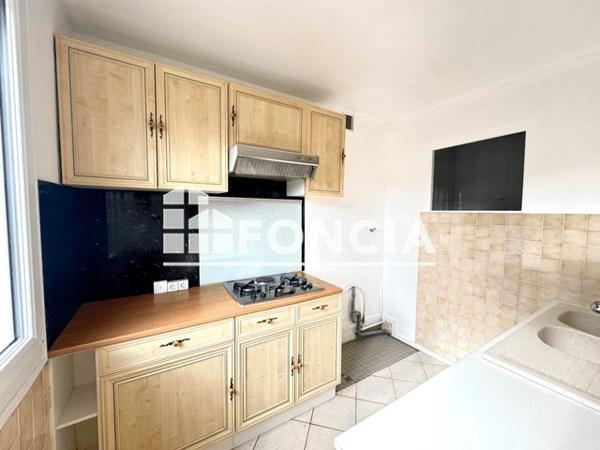 Location Appartement 2 pièces 41.2 m² - Elbeuf 76500