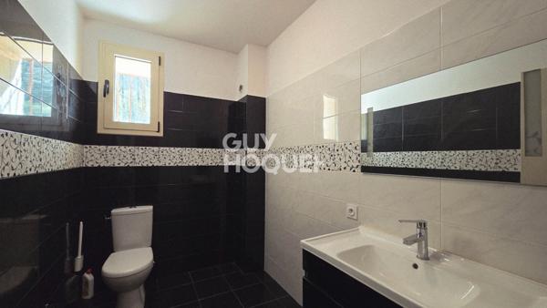 Corps de ferme en pierre rénové 155 m² , 5 ha de terrain , piscine, vue sur la campagne