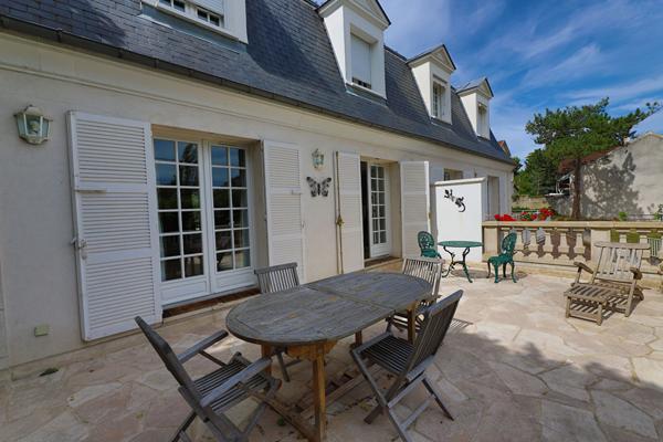 Maison Chatou 7 pièce(s) 170.76 m2