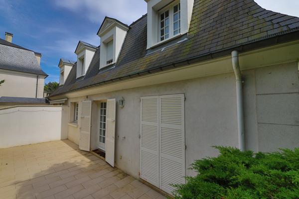 Maison Chatou 7 pièce(s) 170.76 m2