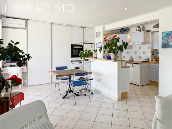 Palavas-les-Flots (34250) GRAND APPARTEMENT DE TYPE T2 AVEC TERRASSE ET CAVE EN VIAGER