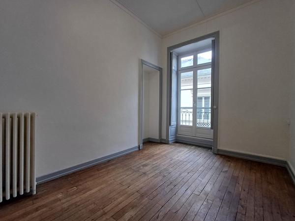 Location appartement Nantes : 2 524 € - AJP Immobilier Nantes Jouzel