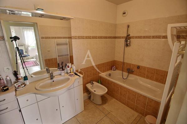 PERPIGNAN ROUTE DES PLAGES APPARTEMENT REZ-DE-CHAUSSEE, GARAGE, PARKING ET EXTERIEUR DANS RESIDENCE SECURISEE