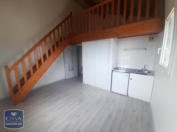 Appartement à louer 1 pièce 24.42m²