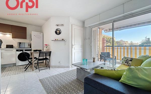 Appartement à vendre    2 pièces • 37,02 m2 Fréjus