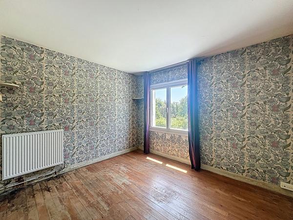 A vendre Maison Mirande centre ville 5 chambres 155 m2 et parc arboré et garage