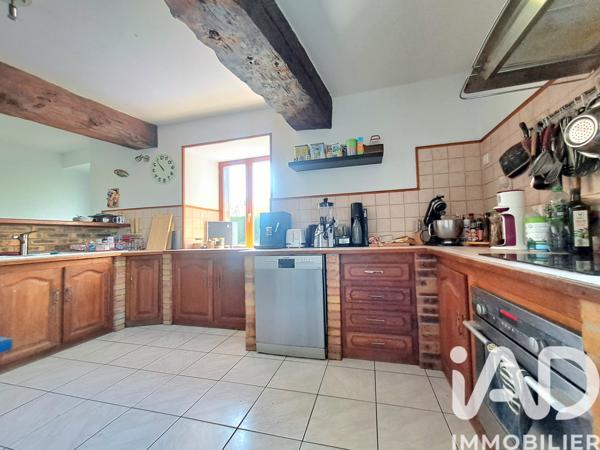 Maison à vendre 6 pièces 186 m² Saint-Onen-la-Chapelle
