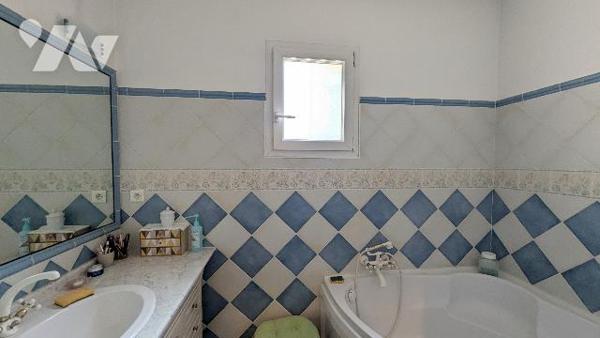 ALLAUCH LOGIS NEUF MAISON 102 m² sur 413 m² avec garage et jardin arboré au calme