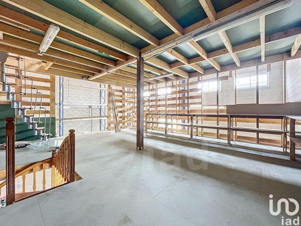 Location atelier 367 m² Brie-Comte-Robert