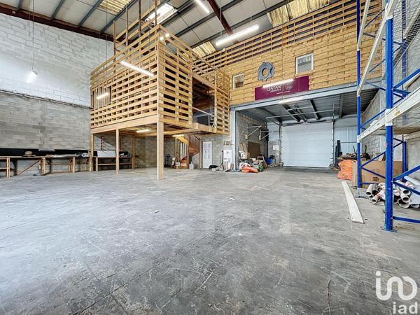 Location atelier 367 m² Brie-Comte-Robert