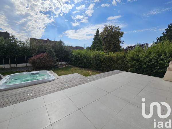 House for sale 6 rooms 134 m² Saint-Saulve