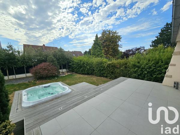 House for sale 6 rooms 134 m² Saint-Saulve