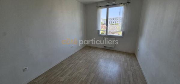Vente
                Appartement65 m² - 3 Pièces -
                    JOUE LES TOURS (37300)