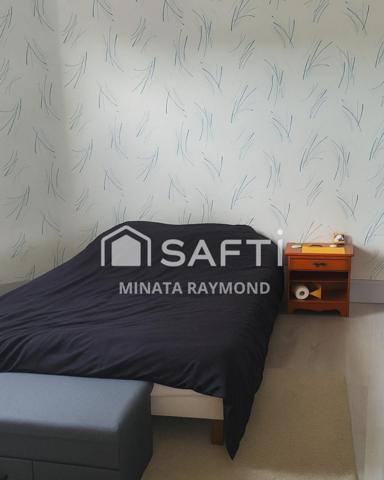 maison d'environ 137 mètre carré  proche du  centre ville avec terrasse et terrain