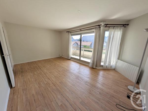 Appartement F4 à vendre  4 pièces - 77,82 m2 LIVRY GARGAN - 93