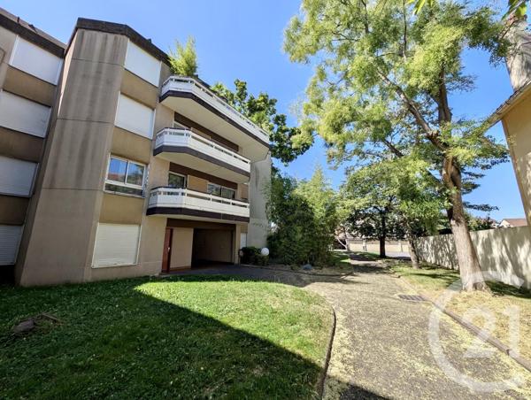 Appartement F4 à vendre  4 pièces - 77,82 m2 LIVRY GARGAN - 93