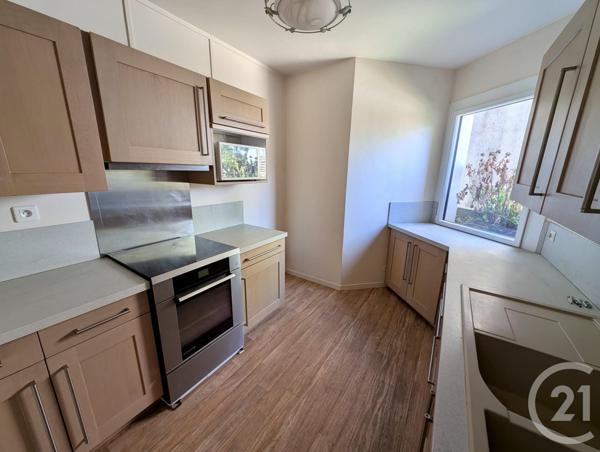 Appartement F4 à vendre  4 pièces - 77,82 m2 LIVRY GARGAN - 93