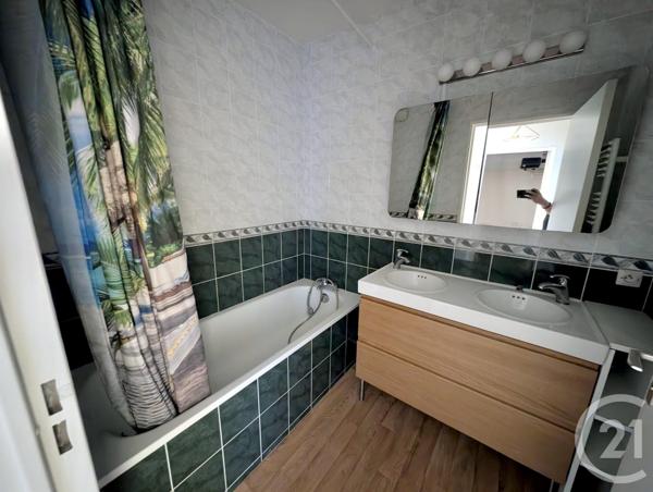 Appartement F4 à vendre  4 pièces - 77,82 m2 LIVRY GARGAN - 93