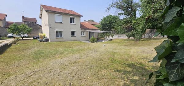 Maison 6 pièces sur un terrain de 805m2