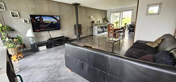 Maison 6 pièces sur un terrain de 805m2