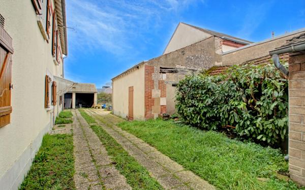 Maison à vendre    4 pièces • 112 m2 Orléans