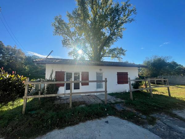 A vendre Propriété équestre Maison box écurie hangar manège Mont De Marsan hippodrome