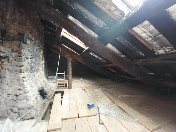 Joli potentiel pour cette maison en pierre.