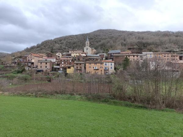 Joli potentiel pour cette maison en pierre.