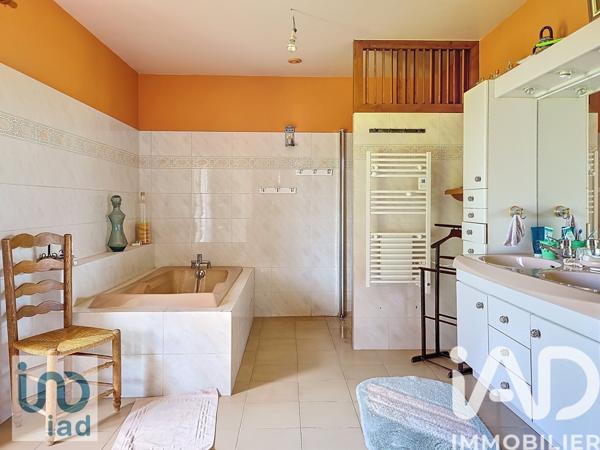 Maison à vendre 5 pièces 202,32 m² Migennes